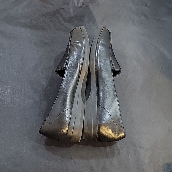 GEORGE DEE  WOMEN"S SLIP-ON FLAT SHOE - Picture 8 of 14